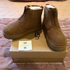 NWT UGG Women’s Neumel Platform Zip Booties in Chestnut, Size 7